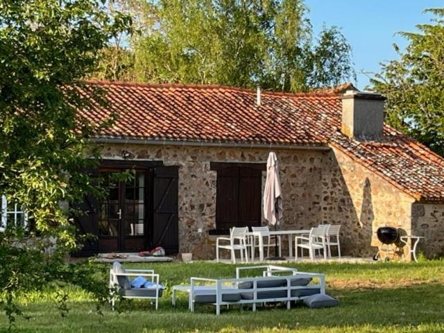 Gite Val Des Pres Villa Millac  Exterior foto